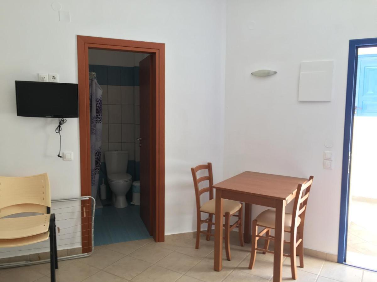Eugenia Travasarou Sea View Appartments Diakofti Exteriör bild