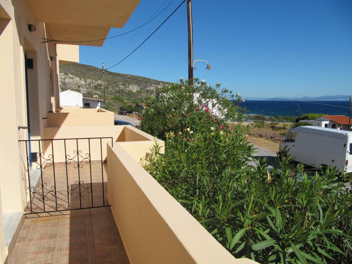 Eugenia Travasarou Sea View Appartments Diakofti Exteriör bild